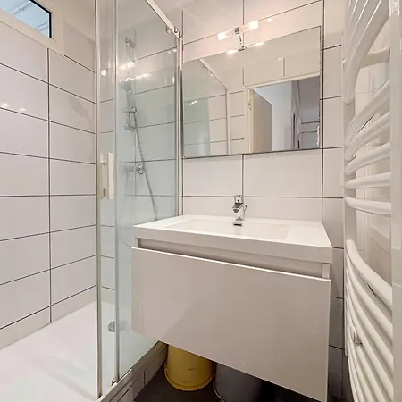 Urban Chic - 3 Pers, Wifi, Parking Apartament